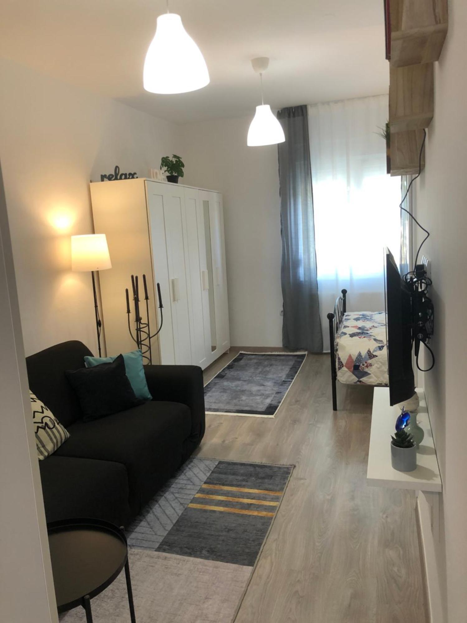 Studio Stipe- With Free Parking, Self Check-In 0-24 萨格勒布 外观 照片
