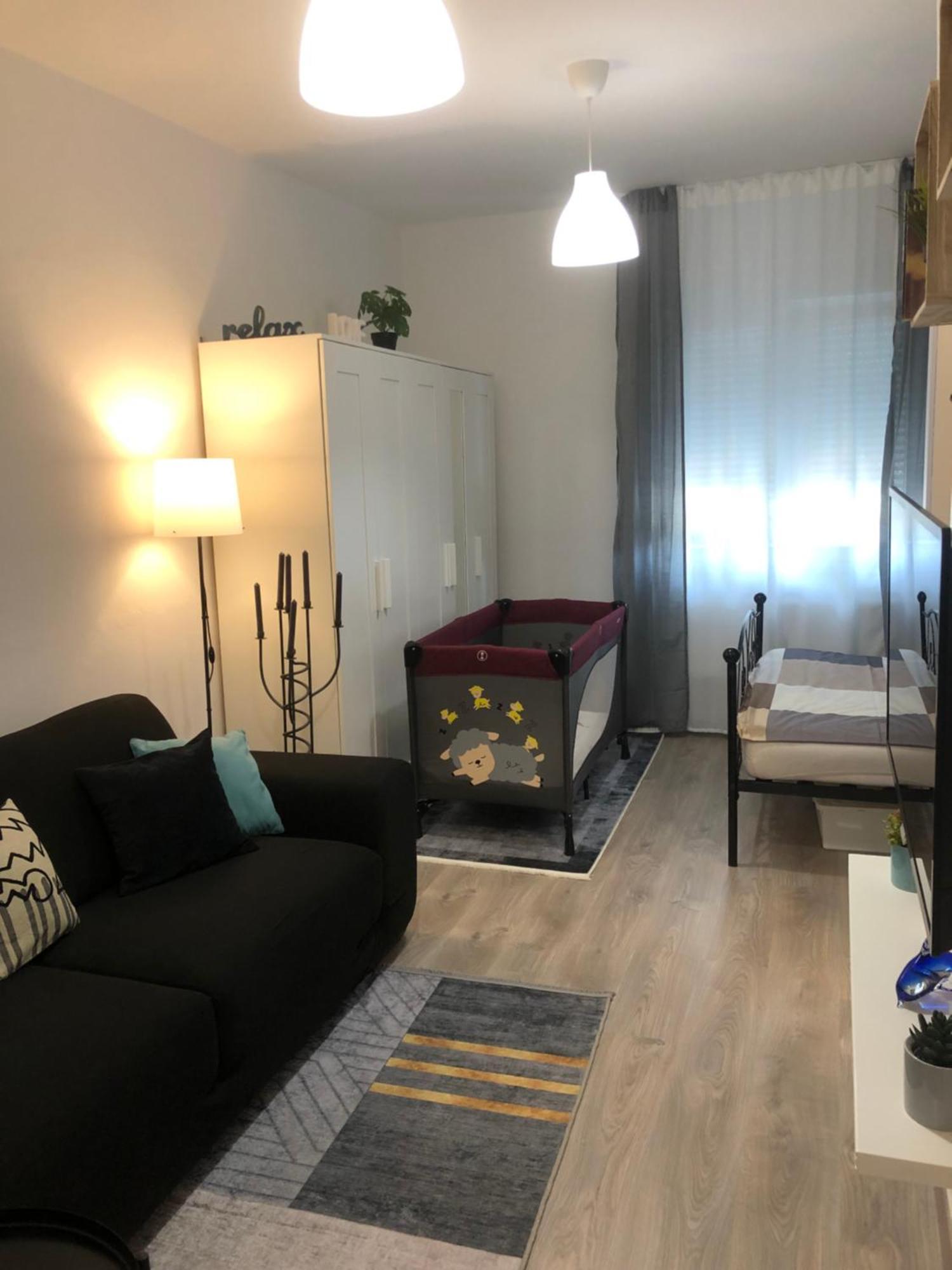 Studio Stipe- With Free Parking, Self Check-In 0-24 萨格勒布 外观 照片